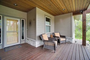 Donnelly Vacation Rental Near Lake Cascade!