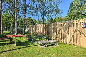 Mt Lookout Tiny House w/ Backyard & Fire Pit!