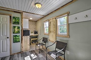 Mt Lookout Tiny House w/ Backyard & Fire Pit!
