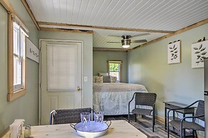 Mt Lookout Tiny House w/ Backyard & Fire Pit!