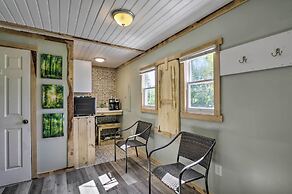 Mt Lookout Tiny House w/ Backyard & Fire Pit!