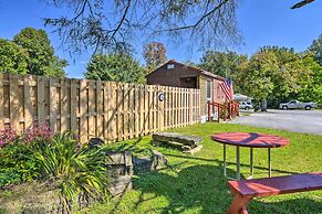 Mt Lookout Tiny House w/ Backyard & Fire Pit!