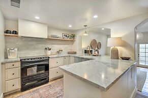 Scottsdale Condo w/ Pool Access, Near Old Town!