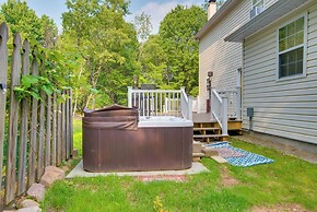 Beautiful Effort Escape w/ Private Hot Tub!