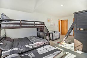 Beautiful Effort Escape w/ Private Hot Tub!