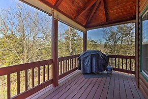Family-friendly Cabin By Golf Course & Marina