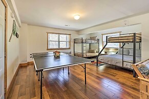 Family-friendly Cabin By Golf Course & Marina