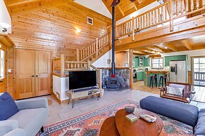 Family-friendly Cabin By Golf Course & Marina