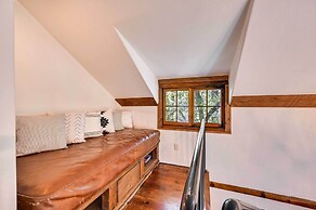 Patio & Mtn Views: Peaceful Sedona Retreat