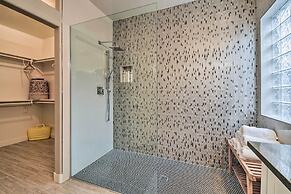 Phoenix Home: Heated Pool, Patio & Mountain Views!