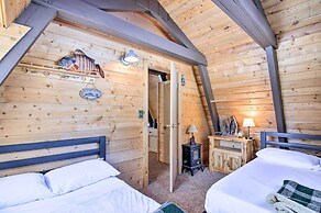 Spacious Duck Creek Village Cabin w/ Hot Tub!