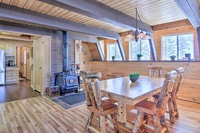 Spacious Duck Creek Village Cabin w/ Hot Tub!