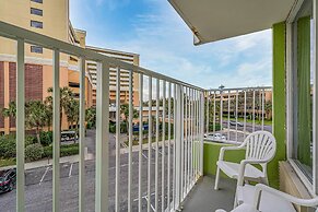 Myrtle Beach Condo w/ Balcony & Resort Amenities!