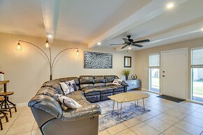 Golf, Shop & Hike: Youngtown Hideaway!