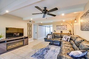 Golf, Shop & Hike: Youngtown Hideaway!