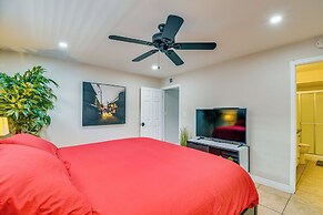 Golf, Shop & Hike: Youngtown Hideaway!