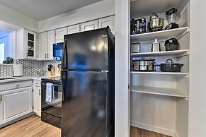 Downtown Gilbert Home w/ Fenced Yard & Fire Pit!