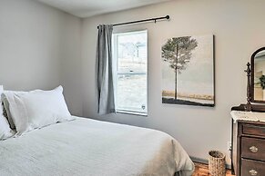 Cozy Omaha Vacation Rental: 6 Miles to Downtown!