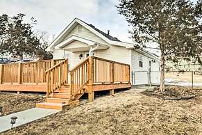 Cozy Omaha Vacation Rental: 6 Miles to Downtown!