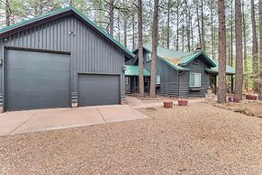 Furnished Patio & Fire Pit: Pinetop Cabin!