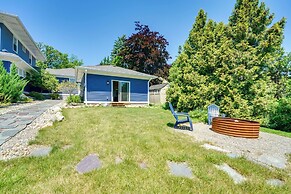 Serene Riverfront St. Clair Studio: Walk to Dtwn!