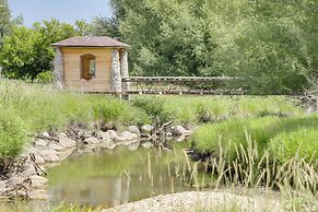 Stunning Sheridan Ranch Villa: Mountain View!