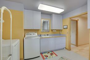 Stunning Sheridan Ranch Villa: Mountain View!