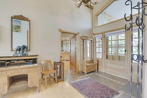 Stunning Sheridan Ranch Villa: Mountain View!