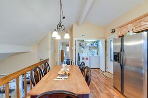 Franklin Cabin: Deck With Smoky Mountain Views!