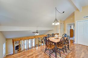 Franklin Cabin: Deck With Smoky Mountain Views!