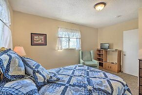 Pet-friendly Duplex - Near Skyline Drive!