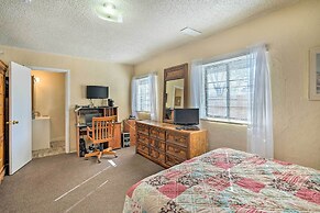 Pet-friendly Duplex - Near Skyline Drive!