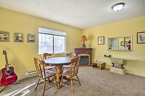 Pet-friendly Duplex - Near Skyline Drive!