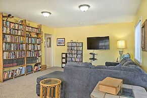 Pet-friendly Duplex - Near Skyline Drive!