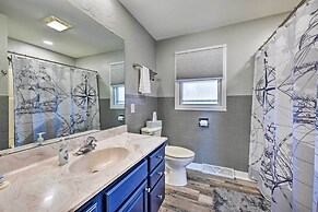 Charming Wausau Cottage: On-site Lake Access!