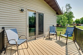 Charming Wausau Cottage: On-site Lake Access!