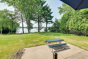 Charming Wausau Cottage: On-site Lake Access!