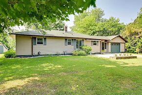 Charming Wausau Cottage: On-site Lake Access!