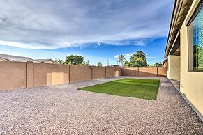 Modern Glendale Getaway ~ 3 Mi To Stadium!