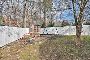 Tranquil Greensboro Home w/ Fire Pit!