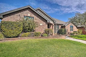 Luxe Midland Retreat w/ Patio, Grill & Yard!