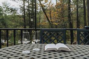 Modern Riverfront Cabin: Poconos Woodland Escape