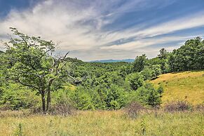 Pet-friendly Leicester 'mountain View' Escape