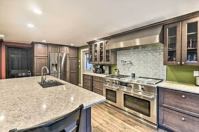 Waterfront Ashland Home ~ 2 Mi to Downtown!