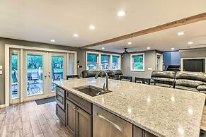 Waterfront Ashland Home ~ 2 Mi to Downtown!