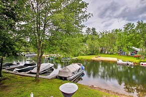 Waterfront Ashland Home ~ 2 Mi to Downtown!
