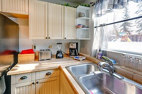 Cozy Apartment in Fairbanks ~ 2 Mi to Downtown!