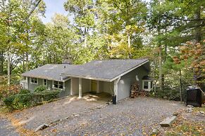 Boone Vacation Rental ~ 6 Mi to Blowing Rock