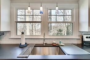 Hike, Fish & Relax: Family Boone Gem w/ Views!