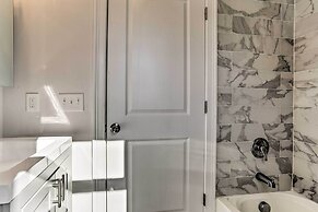 Newark Apartment ~ 5 Mi to Turtle Back Zoo!